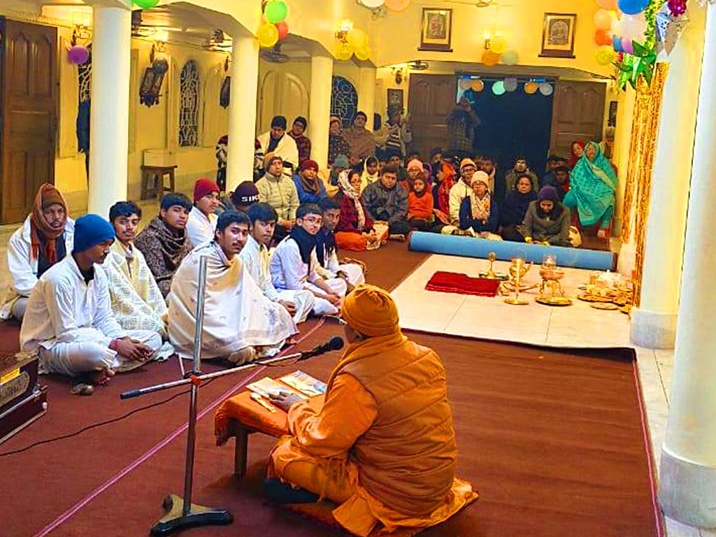 Christmas celebration at Ashrama shrine 2025 || Ramakrishna Mission ...